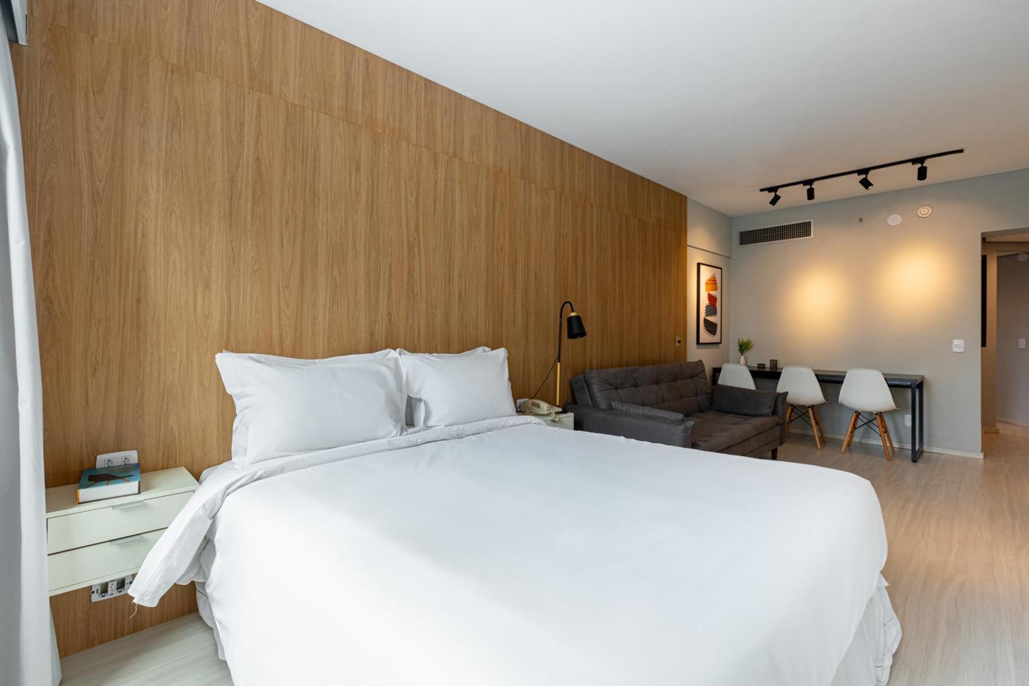 Sol - Flats Av Cauaxi By Anora Spaces 巴路里 客房 照片